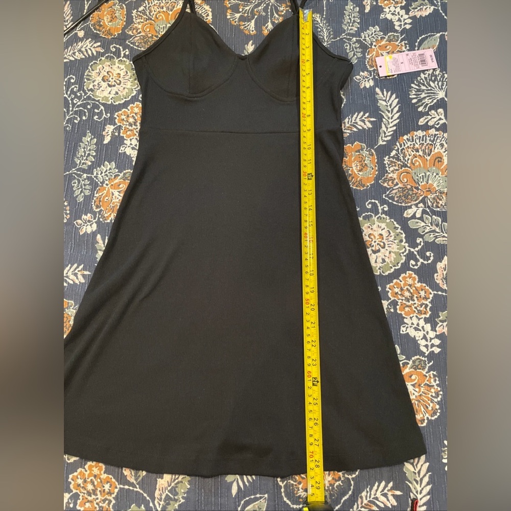 New Wild‎ Fable Black Dress S Ribbed Skater Knit Sweetheart Neck Goth Stretchy - Picture 12 of 16